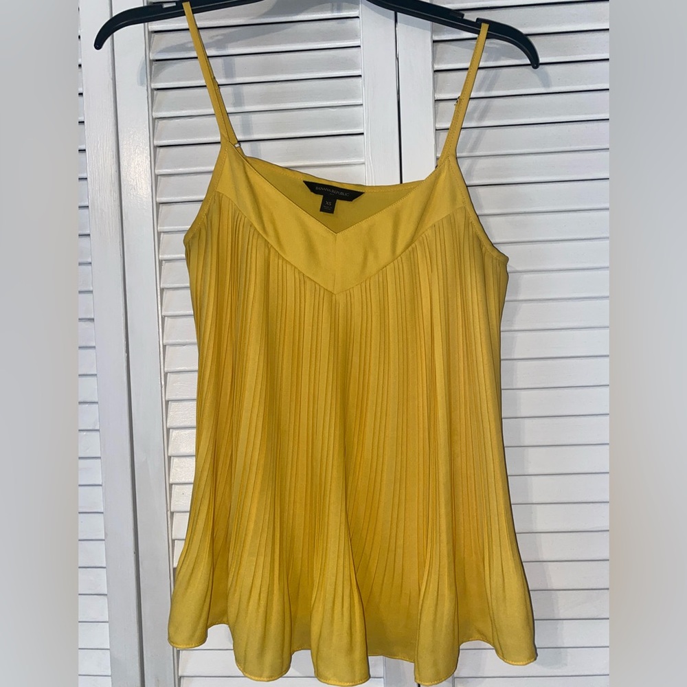 Banana Republic Tank